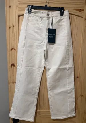 white jeans Size 26 thumbnail 1