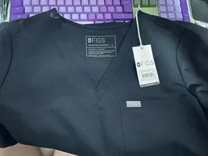 FIGS Catarina Scrub Top One-Pocket thumbnail 2