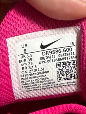 Nike Air Max Plus TN SE Women’s thumbnail 3