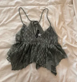 Urban Outfitters Top thumbnail 1
