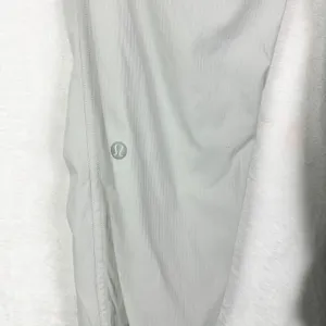 Lululemon Dance Studio Jogger Lined Size 4 Vapor Grey Swift Coolmax thumbnail 3