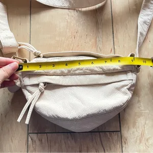 Small cream faux leather cross‎ body bag thumbnail 8