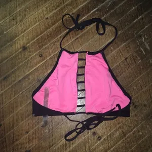 Victoria’s Secret XS grid halter swim top thumbnail 2