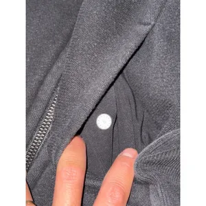 Lululemon Women's Black Full Zip Scuba Hoodie Jacket Thumbholes Size‎ 8 thumbnail 4