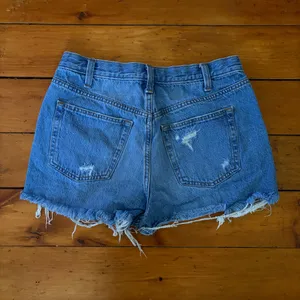 Universal Thread Shorts Denim High-Rise thumbnail 2