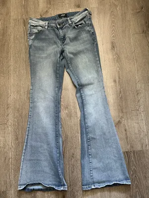 High-Rise Light Blue Flare Jeans - Women size 9 thumbnail 2