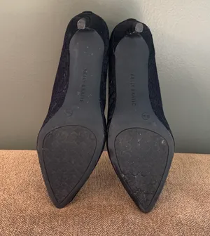 Kelly & Katie Heels thumbnail 5
