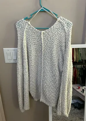 New In Sweater White thumbnail 2