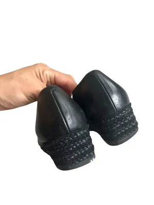 ANDRE ASSOUS Black Leather Low Loafers Wedges Size 8.5 thumbnail 4