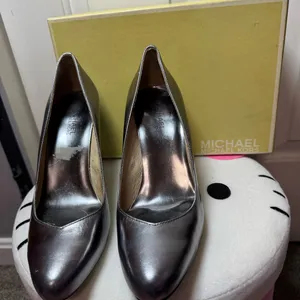 Michael Kors Elegant Silver Women's Heels thumbnail 5