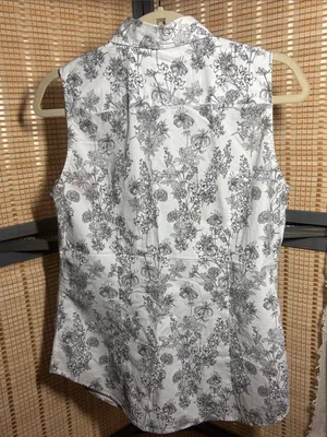Banana Republic White Sleeveless Button-Down Shirt with Black Floral Print thumbnail 3