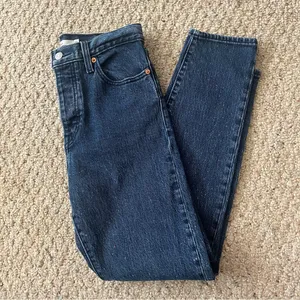 LEVI’S Denim Wedgie Blue Jeans Size 26 thumbnail 7