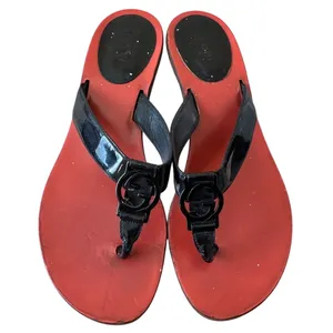 Gucci Black Patent GG Kitten Heel Thong Sandals 6.5B‎ thumbnail 1