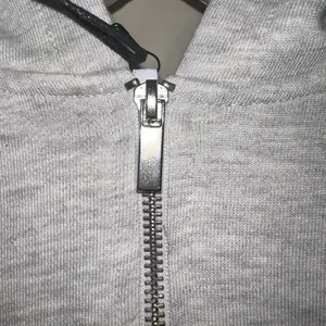 WeWoreWhat‎ Light Heather Gray Oversized Cropped Hoodie thumbnail 4