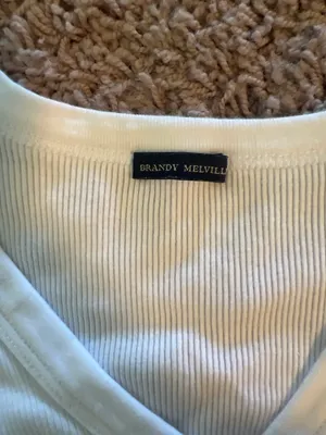 Brandy Melville Long Sleeve thumbnail 2