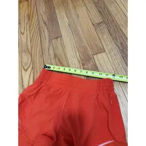 Lululemon Hotty Hot‎ High-Rise Lined Short 2.5" in Orange/Red Size 6 thumbnail 7