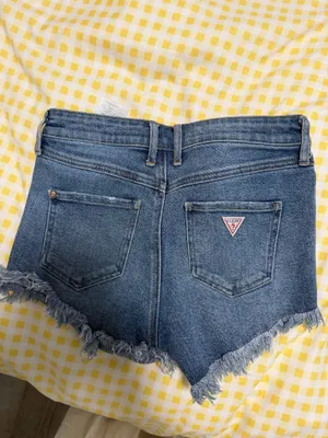 Guess shorts thumbnail 3