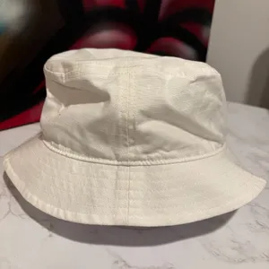 Adidas Women's Essentials Plus Bucket Hat White/Bliss Lilac one size thumbnail 9