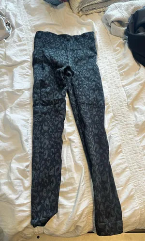 Gymshark Adapt Leggings thumbnail 1