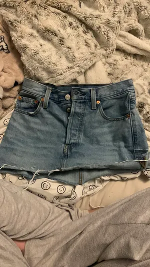 Levi’s Denim Skirt thumbnail 5