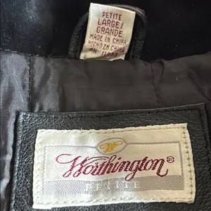 Vintage Worthington Black Leather Long Coat Petite Large thumbnail 12