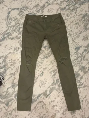 Levi’s 535 Super Skinny Olive Distressed Jeans Women’s Size 31 NWOT thumbnail 6