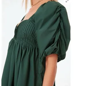 Hyacinth House Tuckernuck Sasha Mini Emerald Green Puff Sleeve Babydoll dress M thumbnail 3