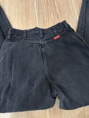 Vintage Wrangler Black High-Waist Straight Leg Jeans thumbnail 3