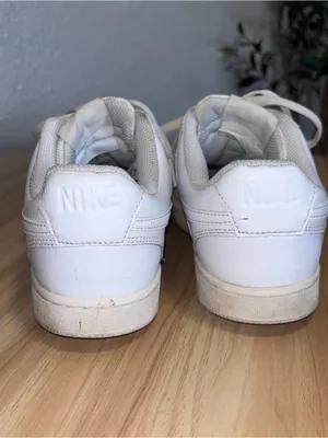 Nike Air Force Classic White Low-Top Sz 8 Sneakers thumbnail 5