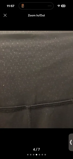 (4) Lululemon leggings thumbnail 4