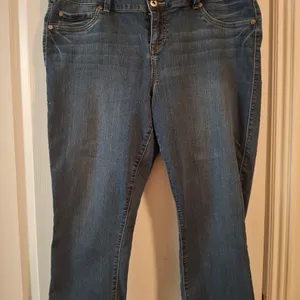 Torrid Sz 18 Blue Women's Capri Jeans thumbnail 5