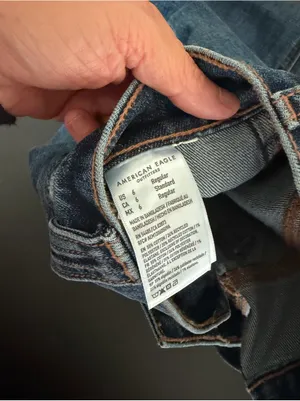 Men’s Straight Fit Dark Blue Denim Jeans thumbnail 4