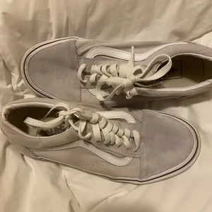 Old Skool Vans thumbnail 2