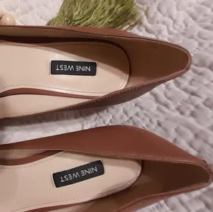 🧚‍♀️Nine West women's brown heels sz8.5 thumbnail 2