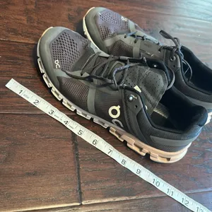 On Cloud Running Cloudflow Sneakers Size 9 Pink thumbnail 12