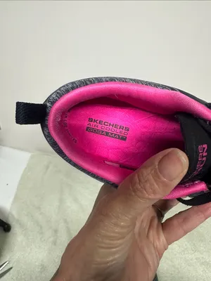 Skechers GO RUN Women's Black Athletic Sneakers with Hot Pink Interior thumbnail 2