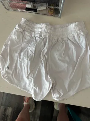 Lululemon Shorts Hotty Hot 4" thumbnail 2