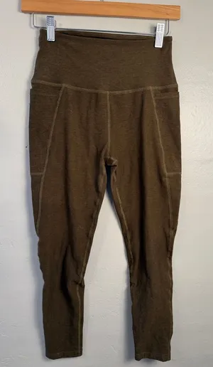 Beyond Yoga Olive Green cropped leggings size medium thumbnail 1