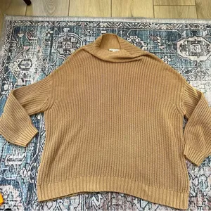 American Eagle Outfitters Camel Tan Mock Neck Slouchy Knit Oversized Sweater XS thumbnail 6