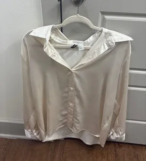 H&M Top thumbnail 1