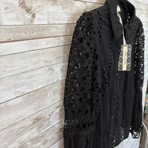 NEW Ultra Pink Womens M Top Black Crochet Button Up Collar Boho 100% Cotton NWT thumbnail 3