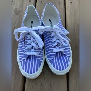 Superga sneakers 💙very cute💙 thumbnail 11