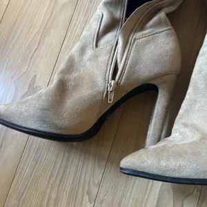 JEFFREY CAMPBELL KNEE HIGH BOOTS thumbnail 4