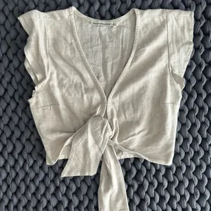 Abercrombie & Fitch Tie-Front Top thumbnail 6