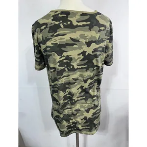 Doe & Rae Camo T-Shirt Women Medium Green Henley‎ Pocket Short Sleeve thumbnail 3