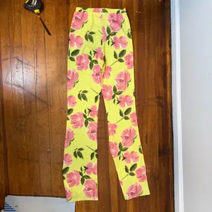 White Fox Boutique Yellow Straight-Leg Pants with Pink Floral Print thumbnail 7