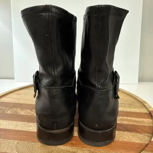 Frye Natalie Engineer Short Boots Size 8B Black Leather Moto Biker Pull On thumbnail 3
