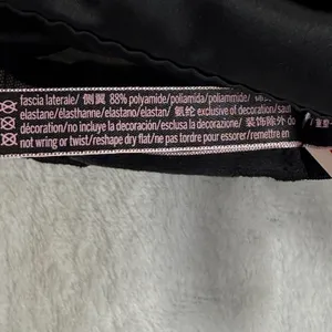 Victorias Secret Very Sexy Unlined Shine Strap Bralette Black S 11230619‎ thumbnail 7