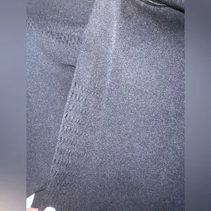 Fabletics SculptKnit Black Set Top and Leggings size XS Preowned thumbnail 3