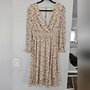 WDFMYS Floral Smocked Long Sleeve Dress Size L thumbnail 2